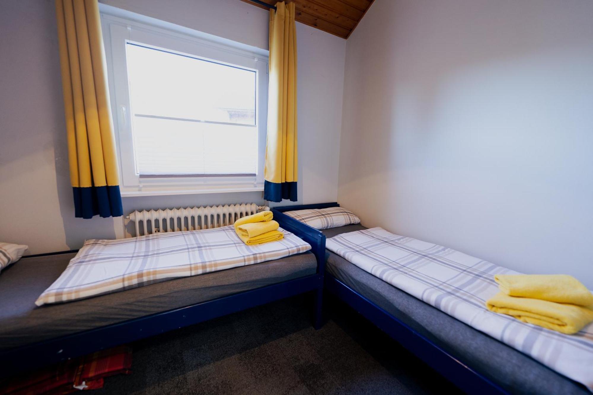Ferienhaus Schoene Aussicht Ferienwohnung Gelb Hemfurth-Edersee Esterno foto